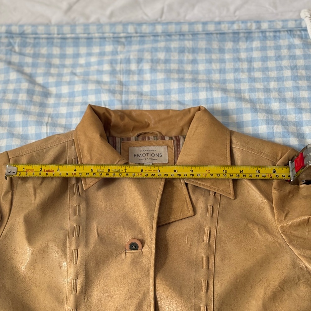 Vintage Coat - Picture 8 of 8